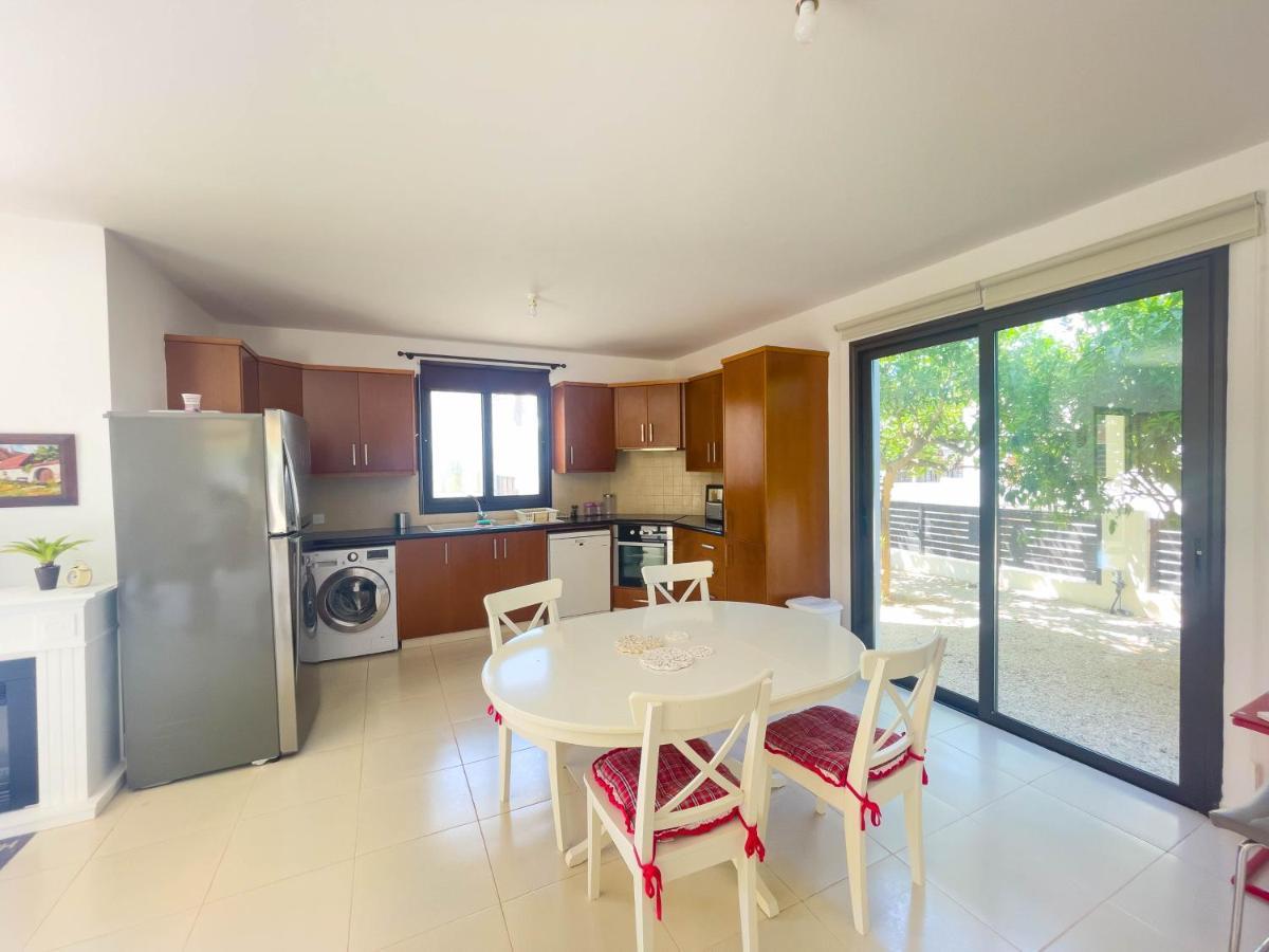 Villa Chrysa Protaras Extérieur photo